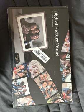 10.1 Inch WiFi Digital Picture Frame 1080P